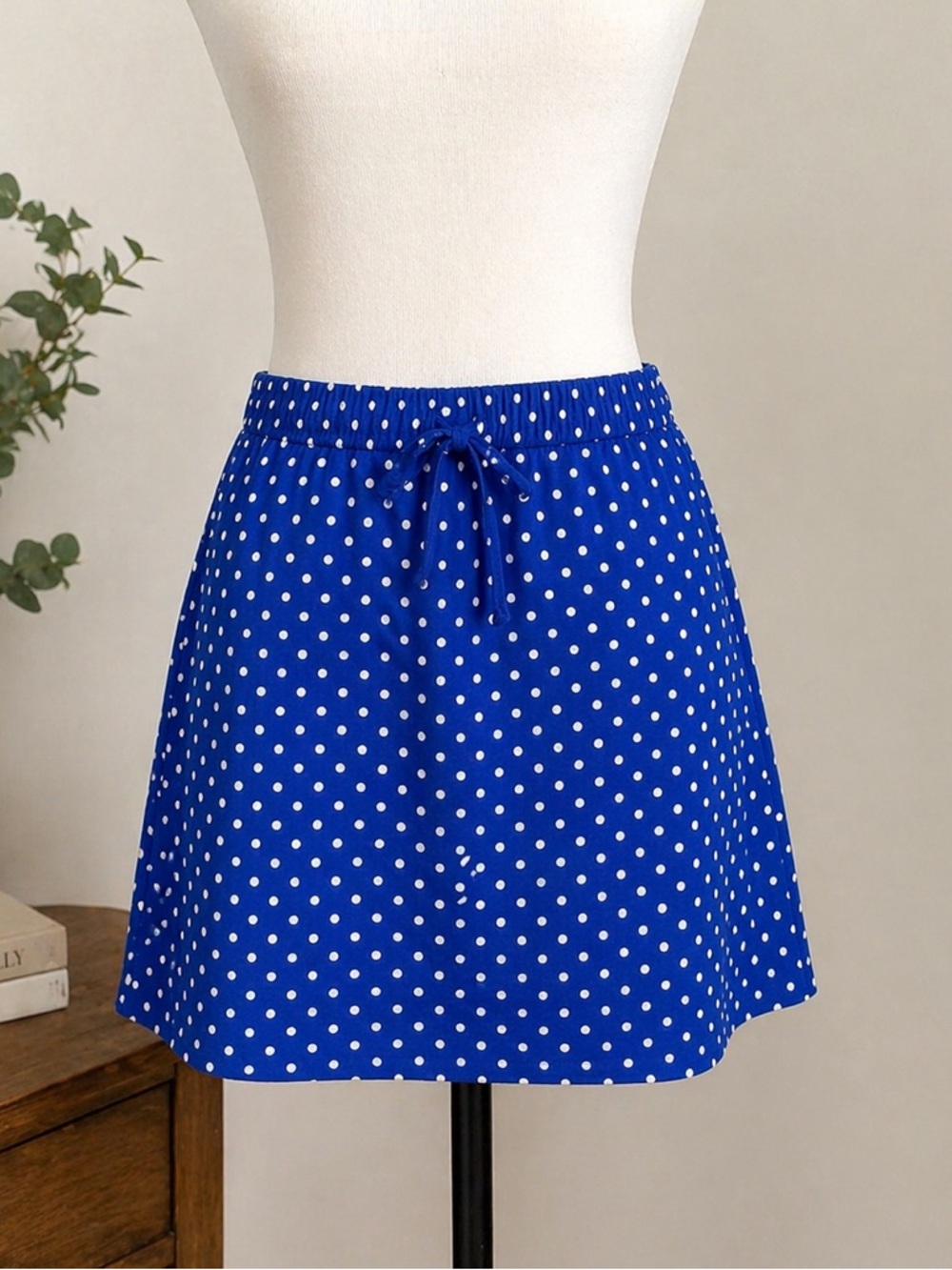 JCrew Factory Linen/cotton Blue Polka Dot Mini Skirt Size 8 Elastic Waist Casual